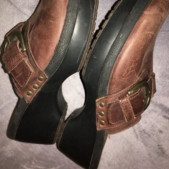 Crocs Brown Slide Mule Clogs Size 7 - Picture 9 of 11
